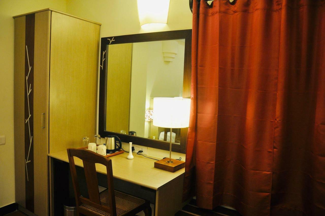 Annsun Boutique Hotels チェンナイ エクステリア 写真